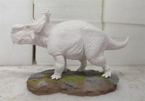 1：20 Scale Pachyrhinosaurus Ceratopsidae Model Dinosaur Collection Home Decor Gift for Adult (Unpainted)