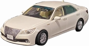1 43 for Toyota Crown Hybrid Royal Saloon G Resin Car Model Miniature Collection Displays Ornaments Motor Vehicles Toys