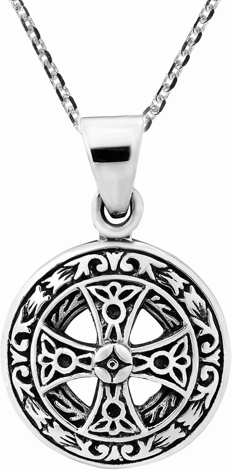 AeraVida Unisex Chic Casual Solar or Sun Cross .925 Sterling Silver Pendant Necklace | Unisex Religious Pendant | Fashion Jewelry