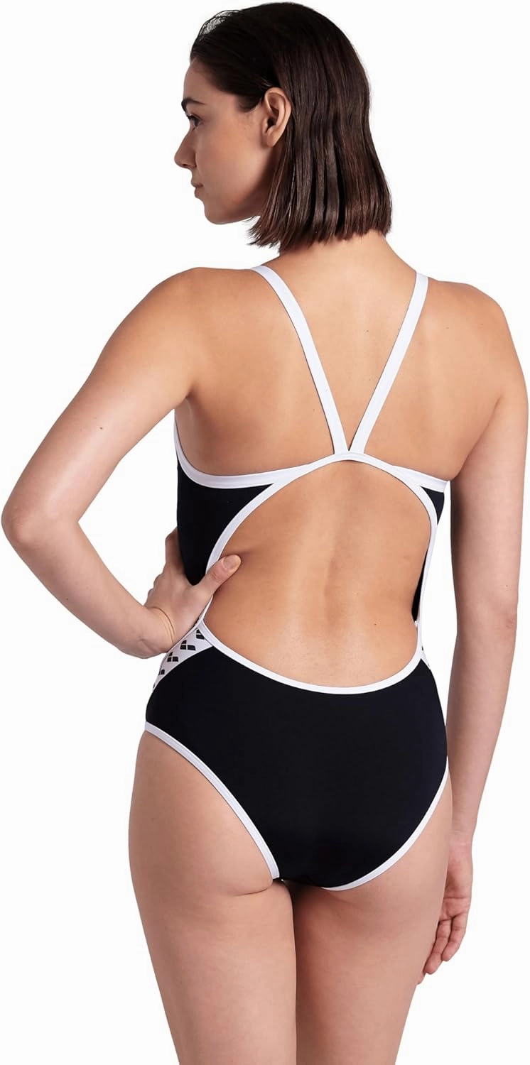 ARENA Women's Icons Solid Sports Swimsuit Super Fly Back Racing Training Competitive Swim Bathing Suit Athletic Swimwear