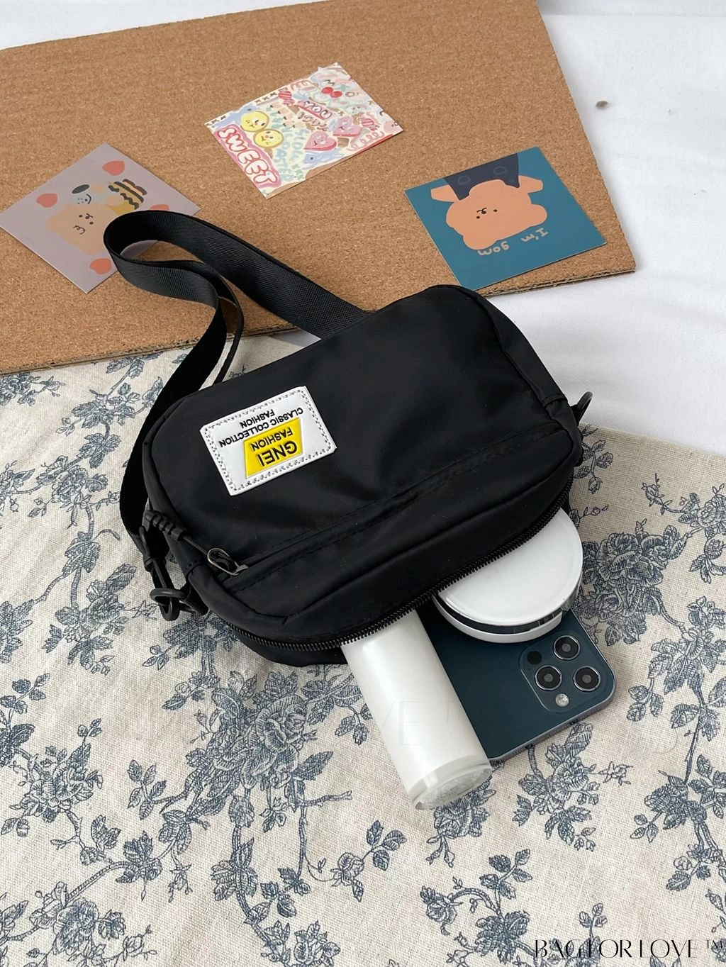 BagForLove - Compact Letter Graphic Crossbody Bag