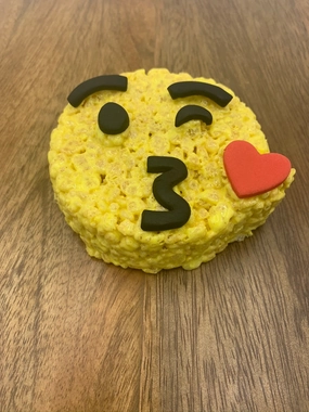 Emoji Kiss Rice Crispie Treats by Creative Crispies Co.