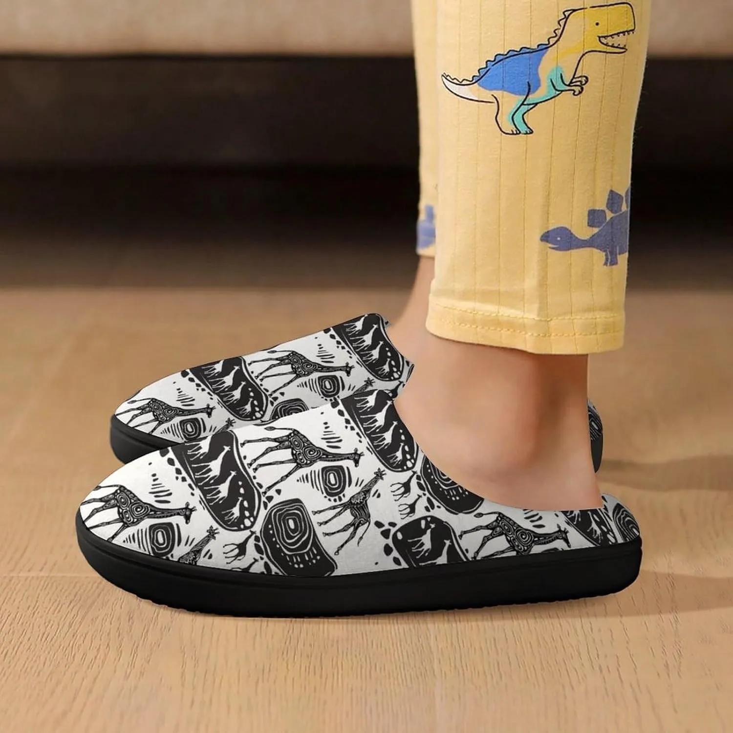 Giraffes And Ethnic Motifs Print Slippers for Boys Girls Home Cotton Slippers Non-Slip Warm Little Kids Slippers