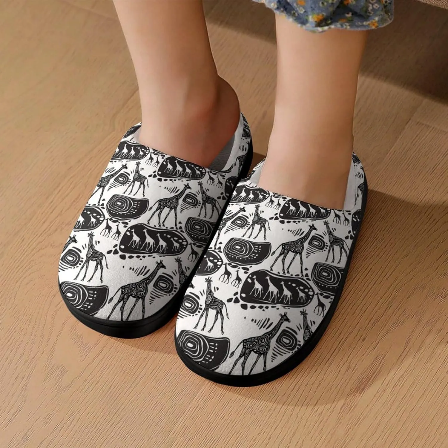 Giraffes And Ethnic Motifs Print Slippers for Boys Girls Home Cotton Slippers Non-Slip Warm Little Kids Slippers