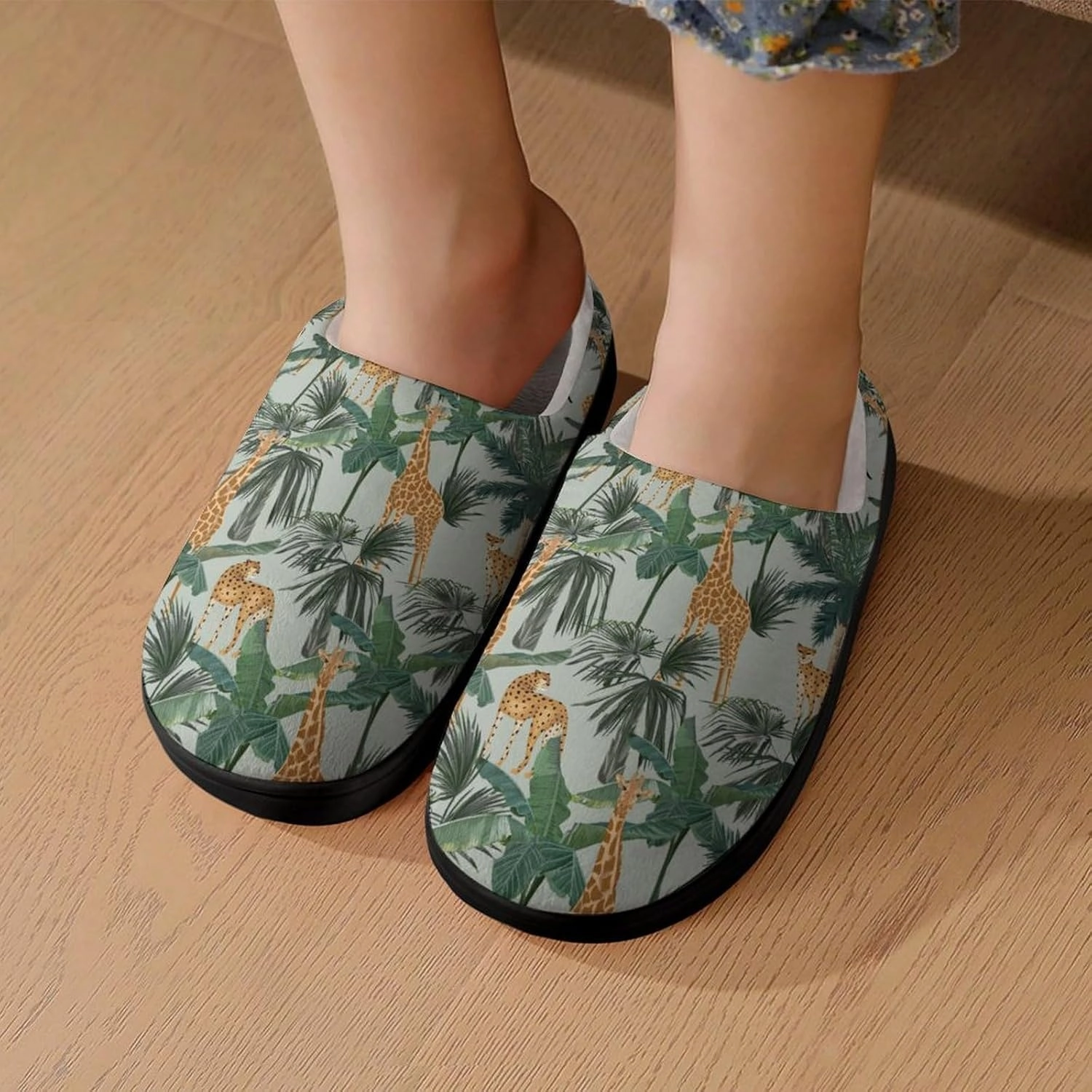 Giraffes Leopards And Palmtrees Print Slippers for Boys Girls Home Cotton Slippers Non-Slip Warm Little Kids Slippers