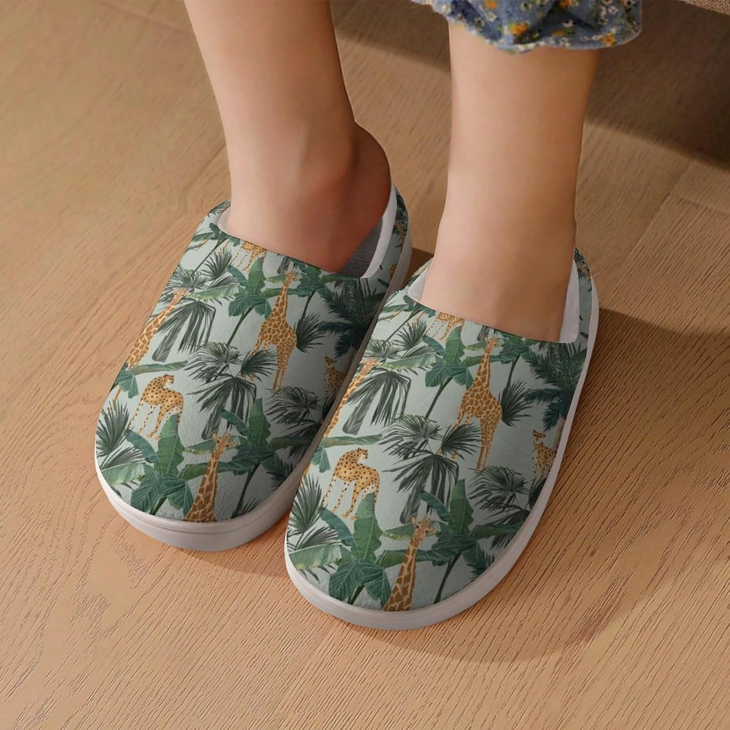 Giraffes Leopards And Palmtrees Print Slippers for Boys Girls Home Cotton Slippers Non-Slip Warm Little Kids Slippers
