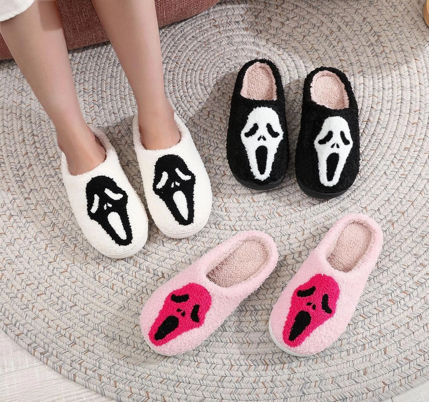 Halloween Slippers Ghost Slippers for Women Retro Warm and Cozy House Slippers Halloween Shoes Winter Slippers Spooky Gifts
