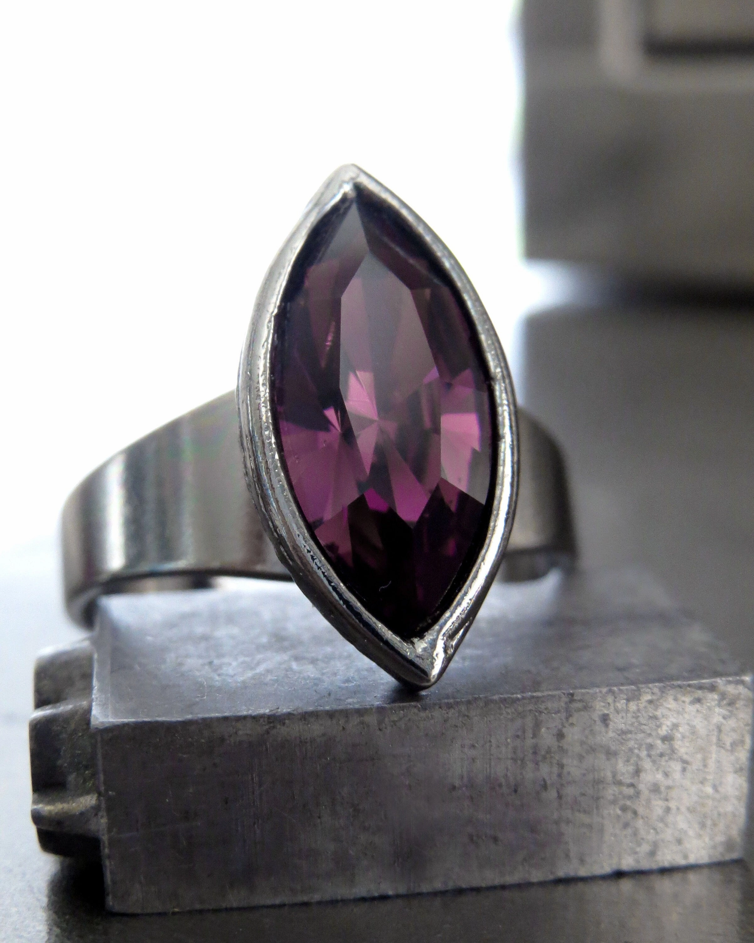 JINX - Small Gothic Purple Navette Crystal Ring
