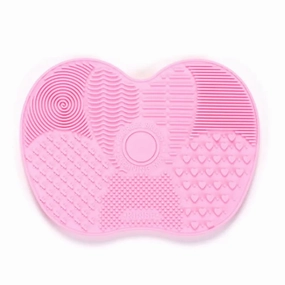 Make up Brush Cleaner Mat ， Silicone Brush Cleaning Mat Big Size Make Up Brush Clean Pad with Suction Cup for Makeup Brush Cleaning (Pink)