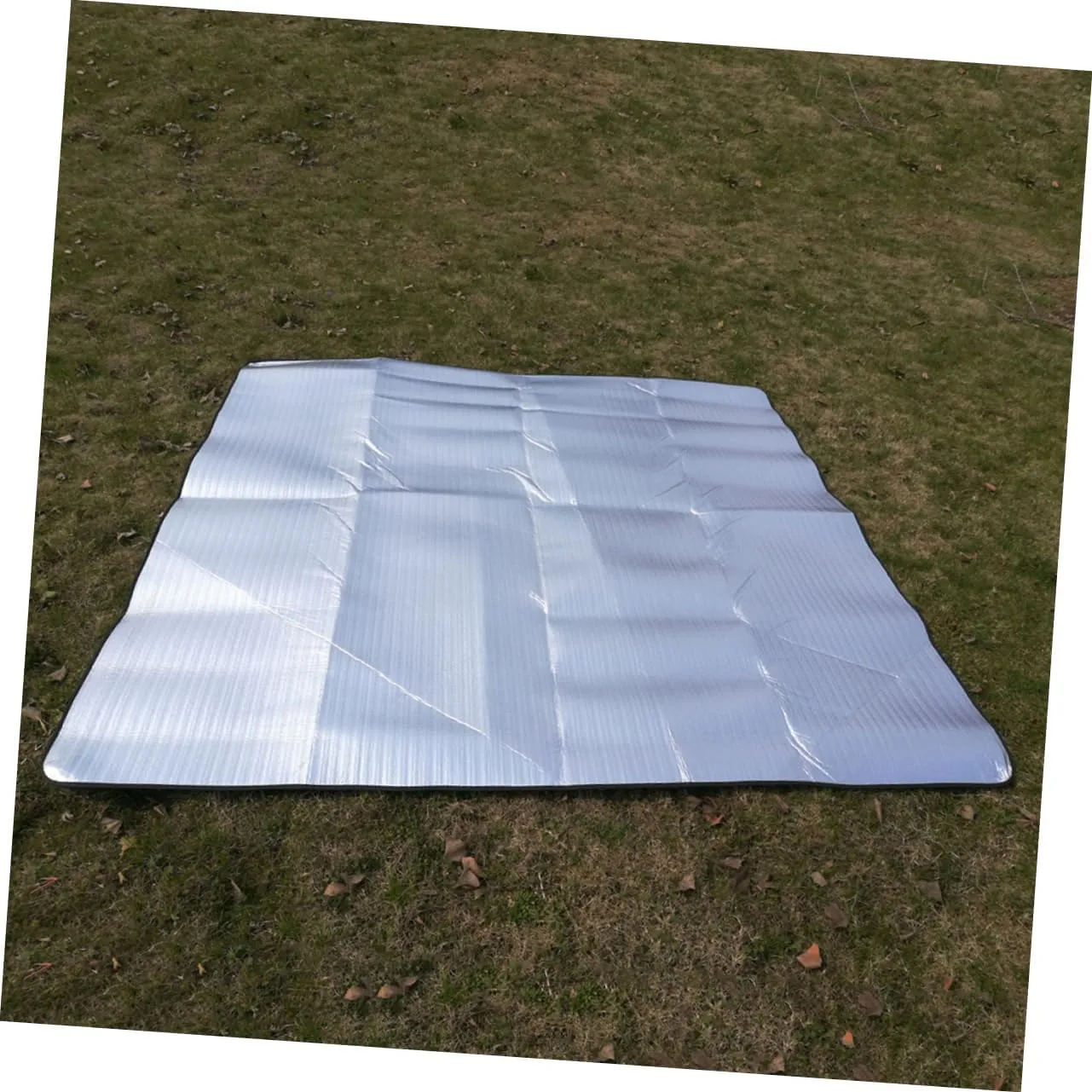 Milisten Portable Dampproof Mat 200x200cm Aluminum Film Picnic Mat Camping Gear Ground Tarp Beach Blanket