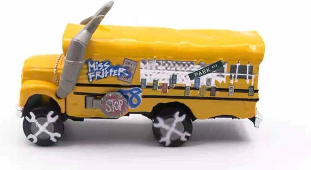 Movie Cars 3 Muddy McQueen Muddy Curz Miss Fritter Dr.Damage AVRY Oversized Toy Car Diecast Vehicles Toys Set Children Car Toy Thunder Hollow Basic Characters Assortment (Miss Fritter -A-Yellow)