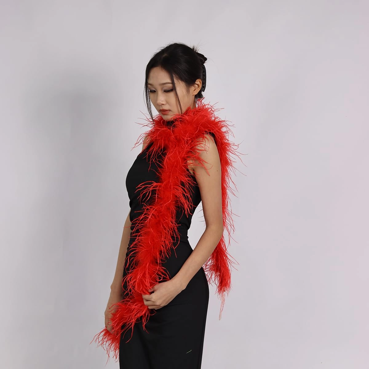 Ostrich Feather Boas – 2yards 2ply Long Boas for Party, DIY Production, Ostrich Feather Fringe Trimmings for Clothing accessories (Red)