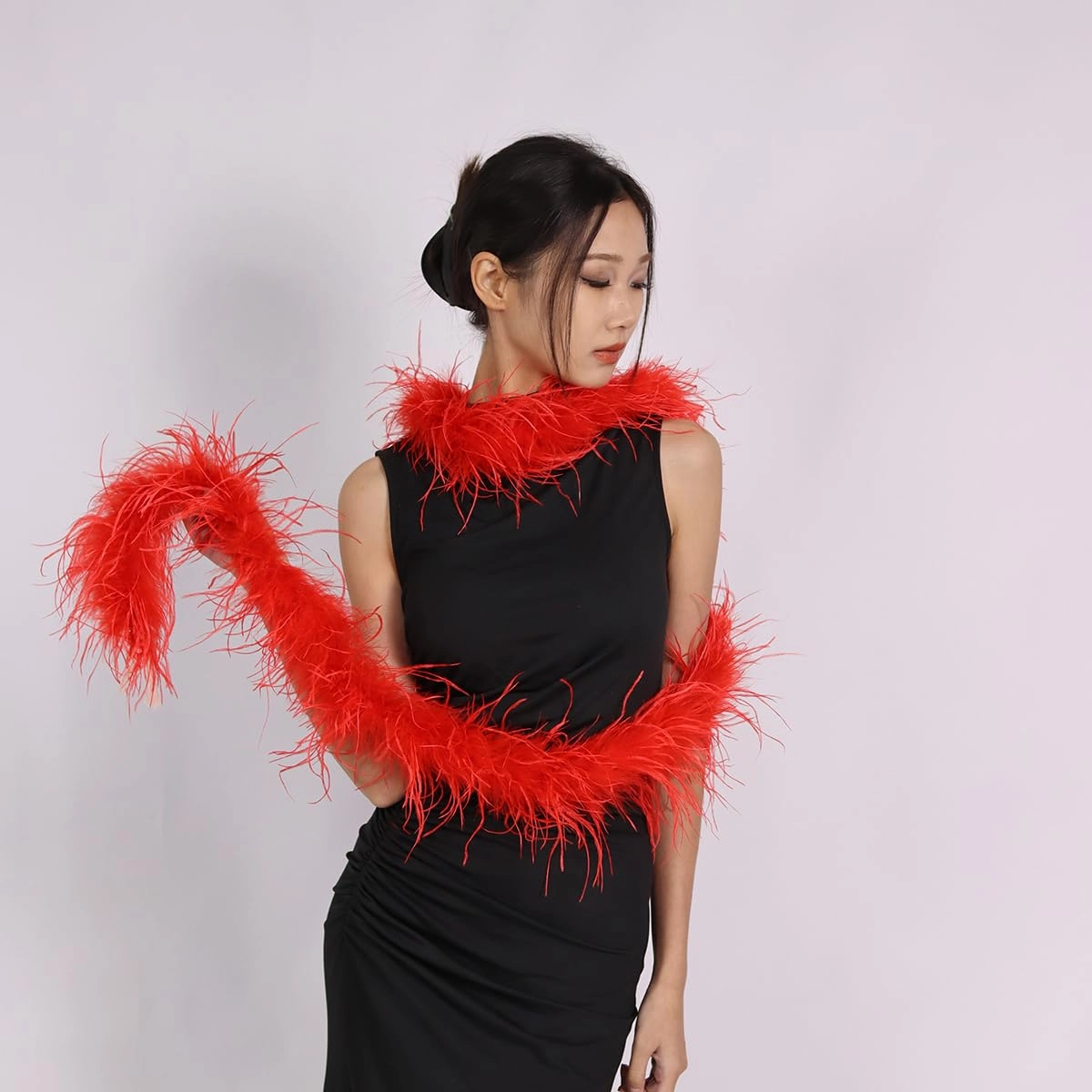 Ostrich Feather Boas – 2yards 2ply Long Boas for Party, DIY Production, Ostrich Feather Fringe Trimmings for Clothing accessories (Red)