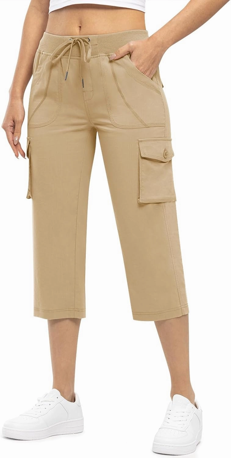 Rdruko Women's Cargo Capris Pants Lightweight Quick Dry Hiking Summer Casual Travel Pants with Pockets