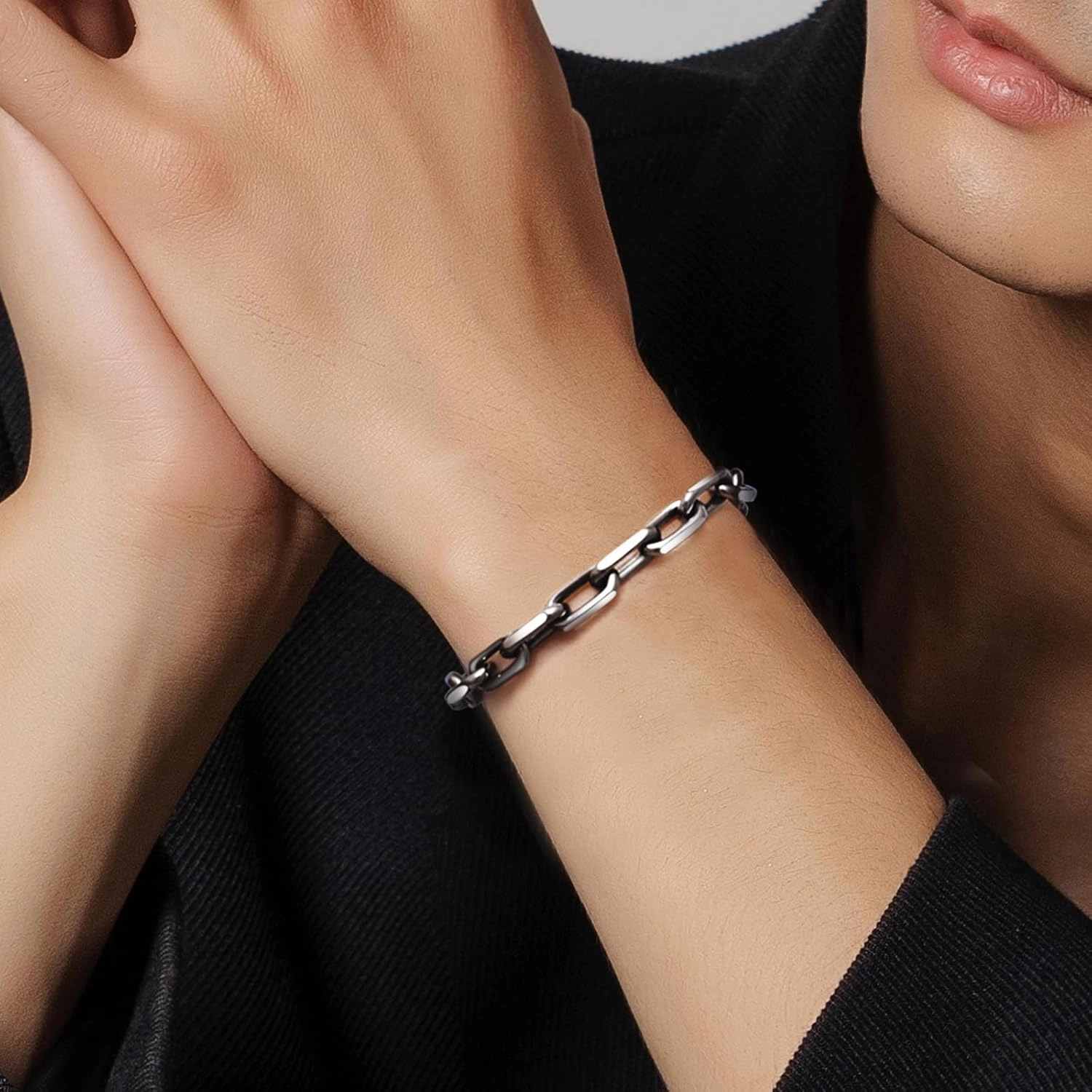 SanThree Solid Pure Titanium Oval Chain Bracelet, 8mm Square Skin Friendly Seamless Welded Link Chain Bracelets for Men Birthday Boyfriend Grandpa Father Gifts,8.26"/8.66"/9.05",Come with Gift Box