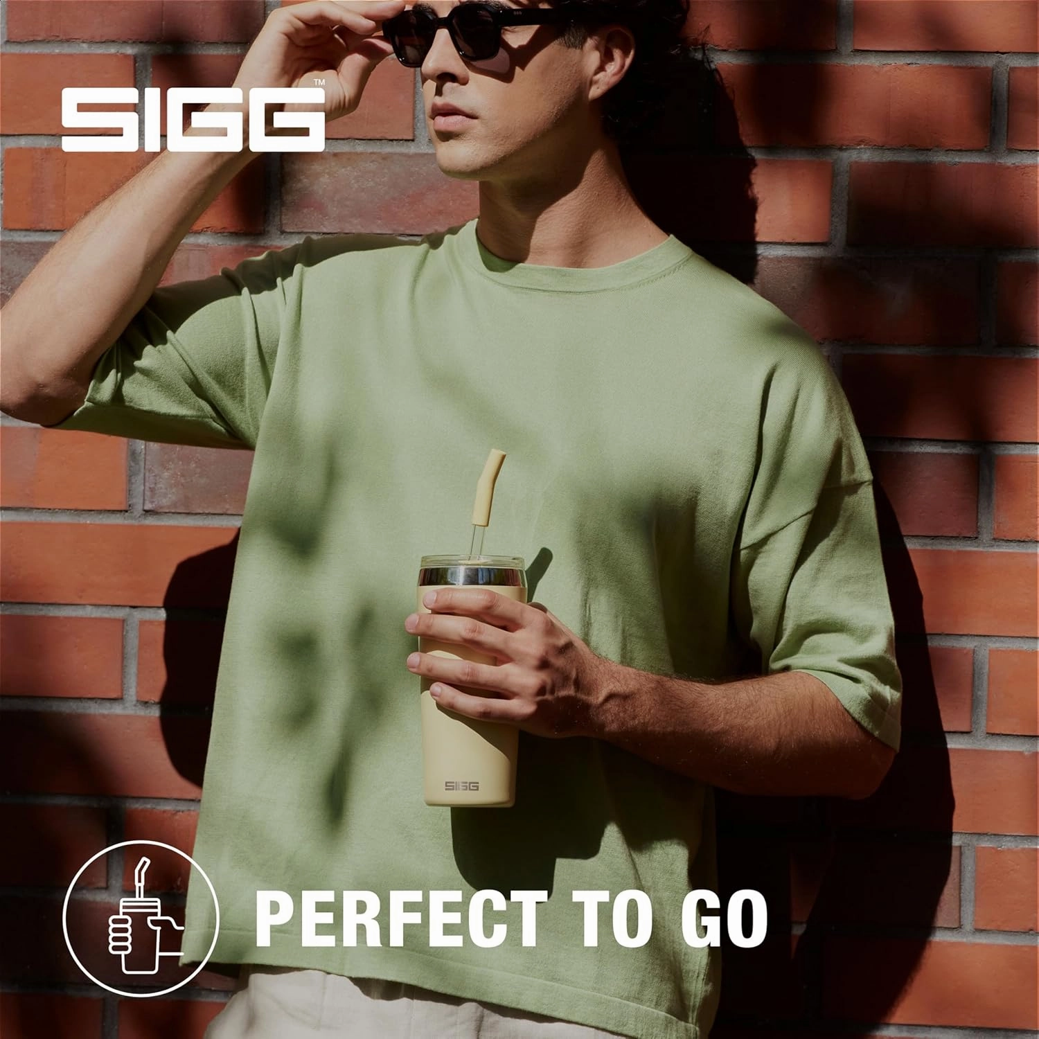 SIGG - Insulated Mug - Travel Mug Helia - With Durable Glass Straw & Cleaning Brush - Leakproof - BPA Free - 18/8 Stainless Steel - 15oz/20oz
