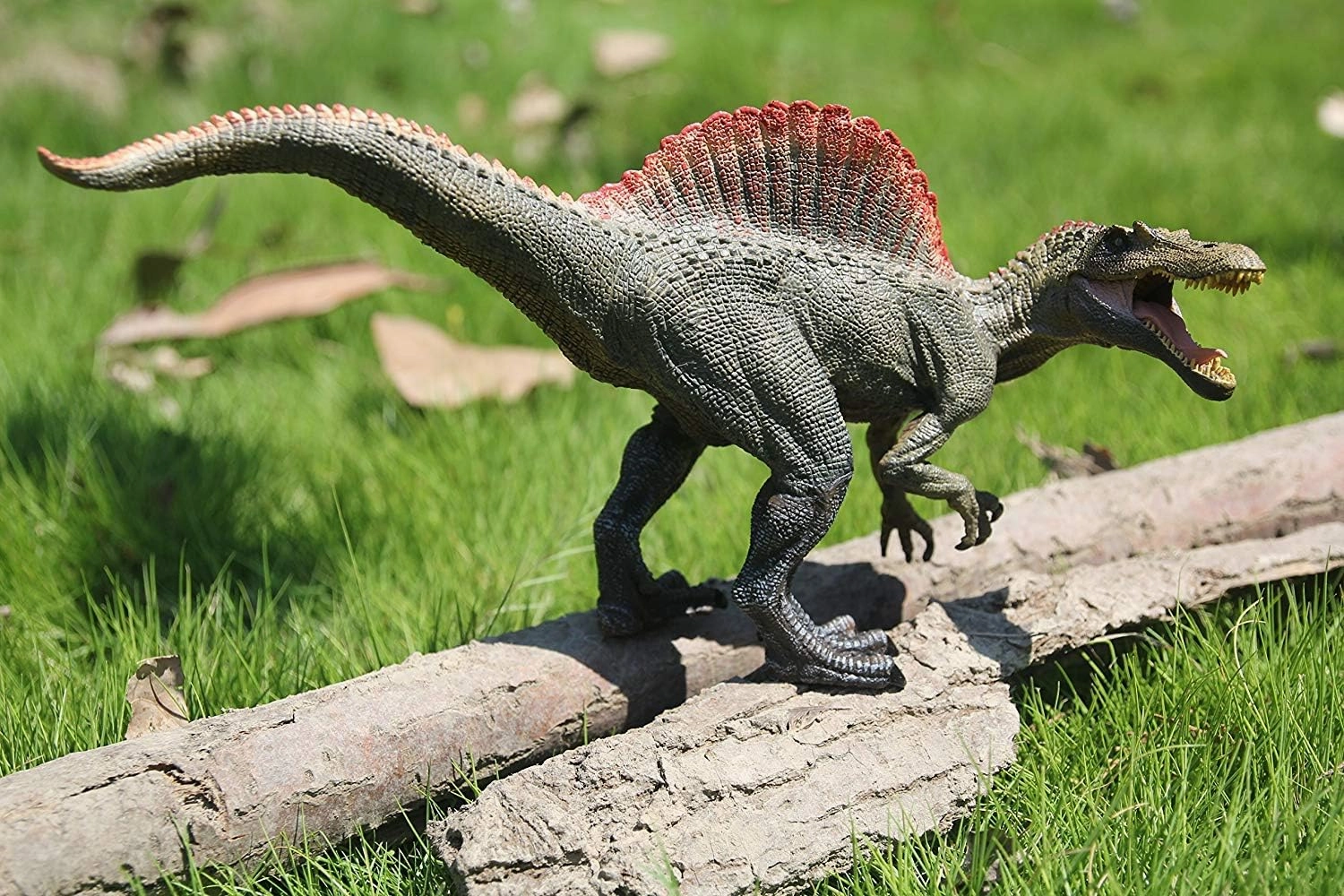 Spinosaurus Dinosaur Action Figure with Moveable Jaw, Dino Toy for Kids Birthday Cake Topper, Home Decoration or Dinos Fans Collection