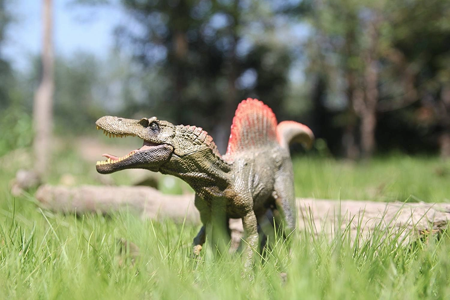 Spinosaurus Dinosaur Action Figure with Moveable Jaw, Dino Toy for Kids Birthday Cake Topper, Home Decoration or Dinos Fans Collection
