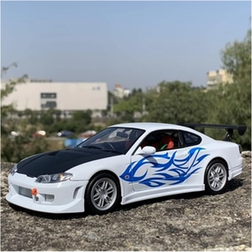 Toy car Model 1/24 for Nissan Silvia S15 Refit Wide Body Car Model Diecasts Toy Performance Sports Car Kids Gift (Color : White)