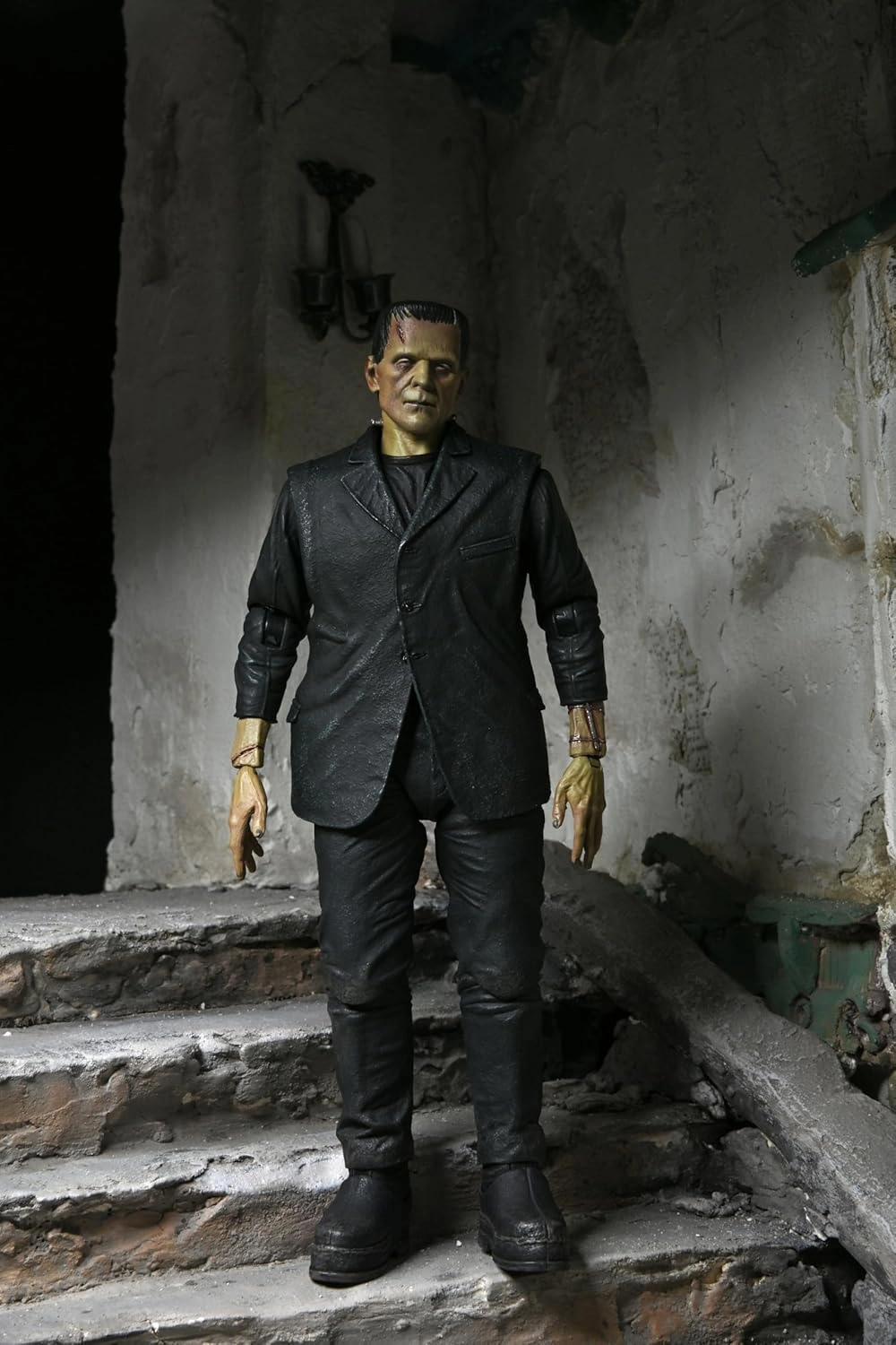 Universal Monsters - Ultimate Frankenstein's Monster (Color) 7” Scale Action Figure